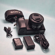 Pre-owned Sony Alpha A6400 + 16-50mm OSS lens AS85