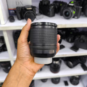 a) Nikon AF-S DX NIKKOR 18-135mm f/3.5-5.6G ED Lens | Versatile Zoom Lens for Nikon DX DSLR Cameras | Travel, Portrait & Everyday Photography | SK172
