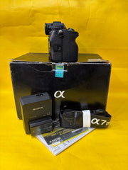 Sony Alpha 7 IV Mirrorless Camera Body | 33MP Full-Frame Hybrid Camera | Excellent for Photo & 4K Video SK331