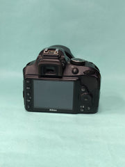 b) Nikon D3400 DSLR + AF-P 18-55mm VR Lens Kit | SK1012