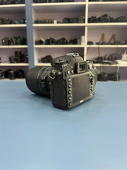 Nikon D7200 DSLR Camera with AF-S DX NIKKOR 18-105mm f/3.5-5.6G ED VR Lens | SK389