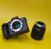 b) Sony A7 II Full-Frame Camera with 28-70mm Lens – Ready Stock | SK516