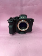 Sony Alpha 7 IV (A7M4) Mirrorless Camera Body – 33MP Full-Frame Hybrid Powerhouse SK334