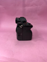 Sony Alpha 7 IV (A7M4) Mirrorless Camera Body – 33MP Full-Frame Hybrid Powerhouse SK334