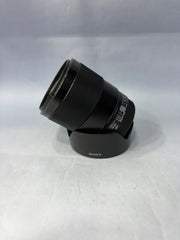 Sony FE 35mm f/1.8 Lens
Lightweight Full-Frame Prime | Fast f/1.8 Aperture | Perfect for Street, Travel & Everyday Photography SK341