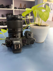 Nikon Z6 Mirrorless Camera with NIKKOR Z 24-70mm f/4 S Lens | Full-Frame | SK390