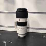 a) Sony FE 70-200mm f/2.8 GM OSS Lens | Professional Telephoto Zoom Lens for Sony E-Mount Full-Frame Mirrorless Cameras | Ideal for Sports, Wildlife, Portrait & Wedding Photography | SK200