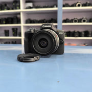 Canon EOS R100 with RF-S 18-45mm f/4.5-6.3 IS STM Lens | Compact Mirrorless Camera for Photography, Travel, Vlogging & Everyday Content Creation | SK217