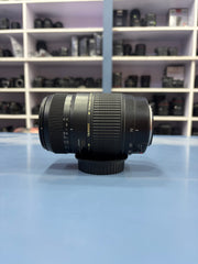 Tamron AF 70-300mm f/4-5.6 Di LD Macro Lens for Canon EF Mount | 1:2 Macro Capability | Full-Frame Telephoto Zoom | Lightweight & Versatile | SK319