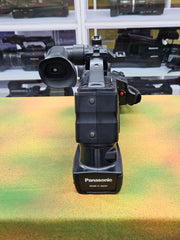 a) Panasonic HDC-MDH1 Professional Video Camera | Full HD Camcorder | 3MOS Sensor | 12x Optical Zoom | Built-in LED Light | Ideal for Events, Wedding & Video Production 🎥🔥