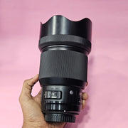 b) Sigma 85mm f/1.4 Art DG HSM Portrait Lens SK1008