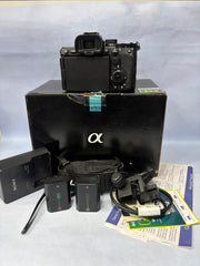 Sony Alpha 7R V Mirrorless Camera Body | 61MP Full-Frame | AI Autofocus | SK330
