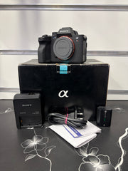 Sony Alpha 7R V (A7RM5) Mirrorless Camera Body | 61MP Full-Frame | 8K Video | AI Autofocus | SK435
