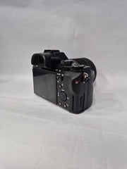Sony alpha 7M2 mirrorless camera with FE 3.5-5.6/28-70mm OSS lens SK310