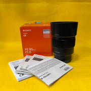 Sony FE 85mm F1.8 Lens | Full-Frame Portrait Prime Lens for Sony E-Mount Cameras, Weddings, Fashion, Street Photography & Cinematic Video | SK252