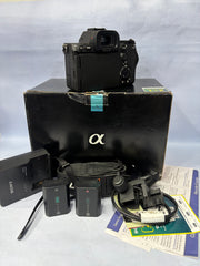 Sony Alpha 7R V Mirrorless Camera Body | 61MP Full-Frame | AI Autofocus | SK330