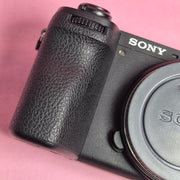 New Condition Sony alpha 6700 Mirrorless Camera + FE 18-135mm lens AS12