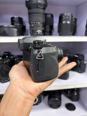 Panasonic LUMIX G7 Mirrorless Camera with Lumix G Vario 14-42mm f/3.5-5.6 Lens | 16MP | 4K Video | SK424