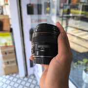 a) Canon EF 85mm f/1.8 USM Lens for Canon EF Mount | Fast Portrait Prime Lens | Sharp Autofocus & Beautiful Bokeh | SK153