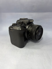 Canon EOS R10 Mirrorless Camera with RF-S 18-45mm f/4.5-6.3 IS STM Lens | SK403