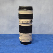 c) Canon 70-200mm f/4L USM EF Mount Lens – Sharp & Lightweight